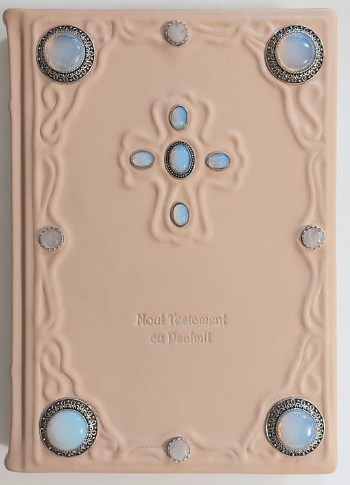 Noul Testament cu psalmi unicat, accesorii pietre semipretioase (1)